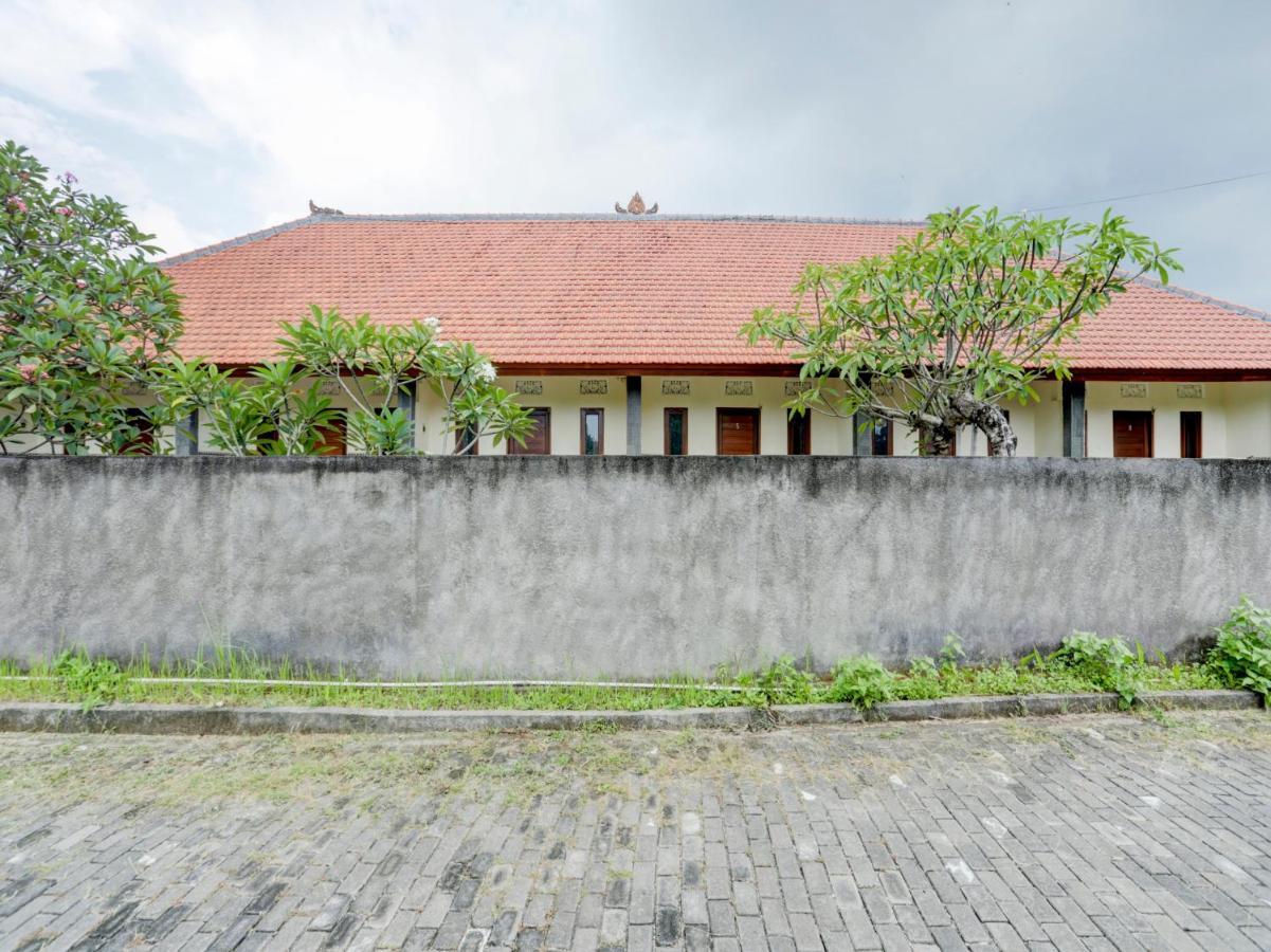 Oyo 90711 Blembong Homestay Jimbaran Extérieur photo