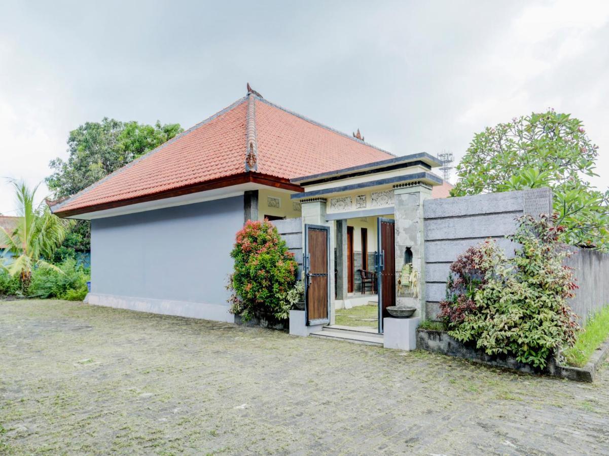 Oyo 90711 Blembong Homestay Jimbaran Extérieur photo