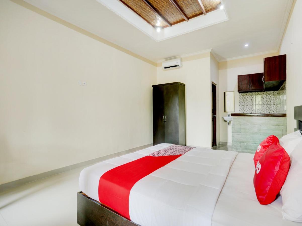 Oyo 90711 Blembong Homestay Jimbaran Extérieur photo