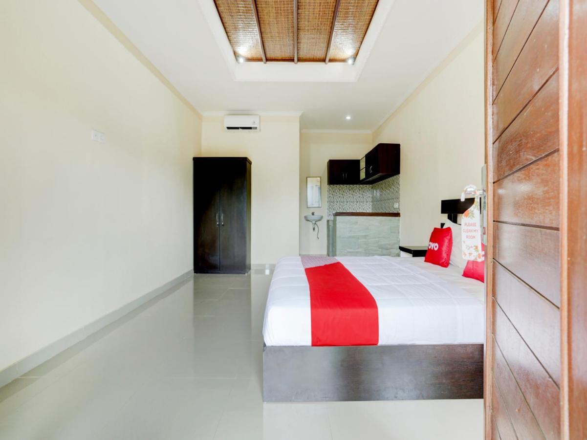 Oyo 90711 Blembong Homestay Jimbaran Extérieur photo