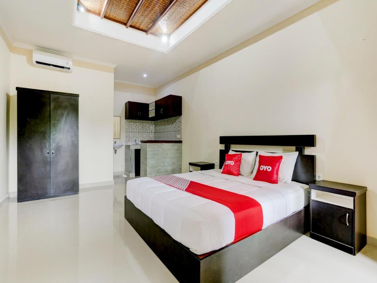 Oyo 90711 Blembong Homestay Jimbaran Extérieur photo
