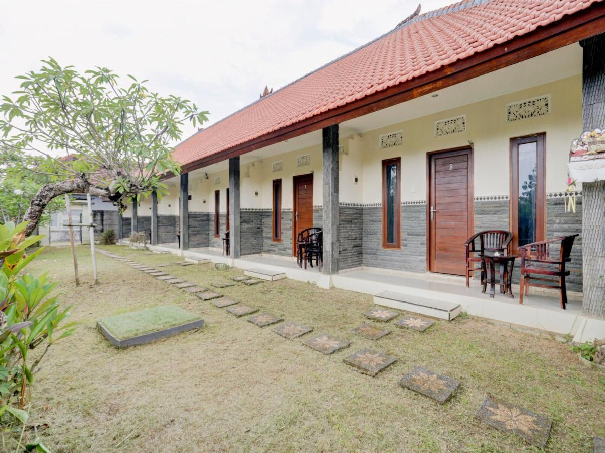 Oyo 90711 Blembong Homestay Jimbaran Extérieur photo