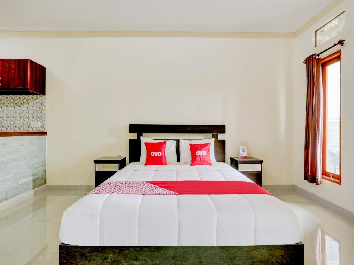 Oyo 90711 Blembong Homestay Jimbaran Extérieur photo
